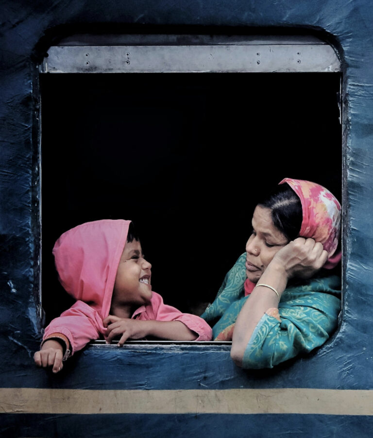 Passengers on a train in India. © copyright Shahadat Hossain